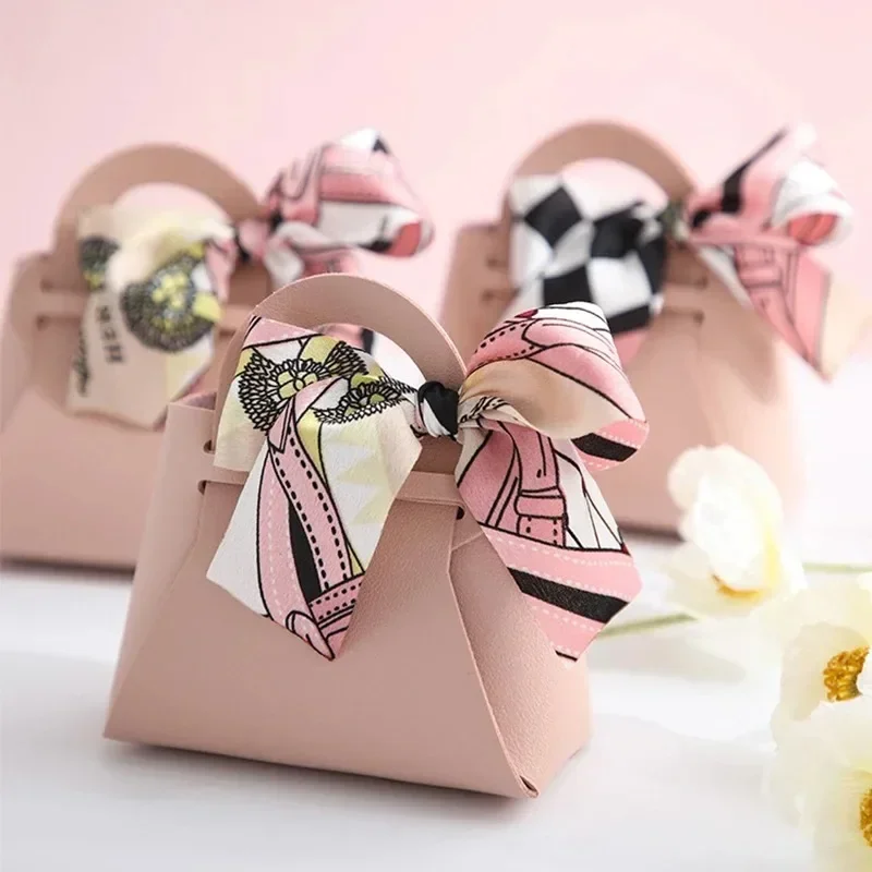 10 sacchetti regalo in pelle r - Wedding Supply List recensione e prezzo
